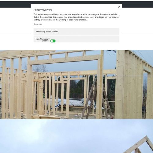 Elewacje domów piętrowych z lat 90 w Otwocku